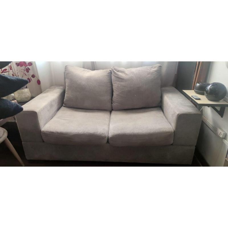 Sillon 2 cuerpos con mesa ratona de algarrobo de regalo