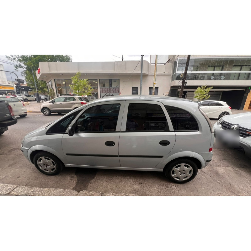 Chevrolet Meriva 1.8 GL Plus 2011 - 4