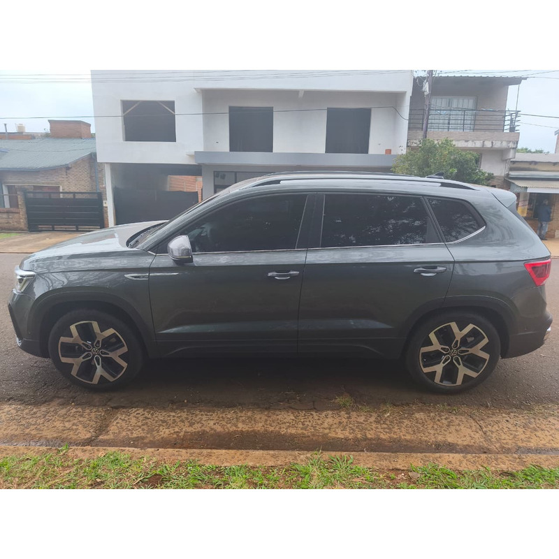 Volkswagen Taos 2025 Highline 250 TSI - 9