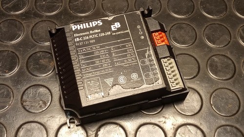 Balastro Electrónico Philips 2 X Plt/c 26w