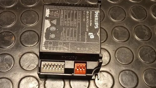 Balastro Electrónico Philips 2 X Plt/c 26w - 3