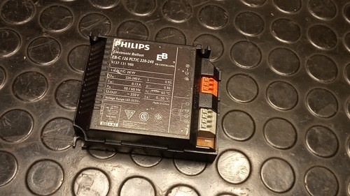 Balastro Electrónico Philips 1 X Plt/c 26w