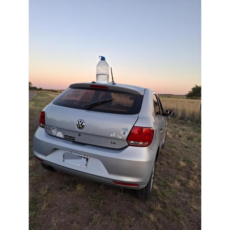 Vendo gol trend 2015 5 puertas único dueño - 4
