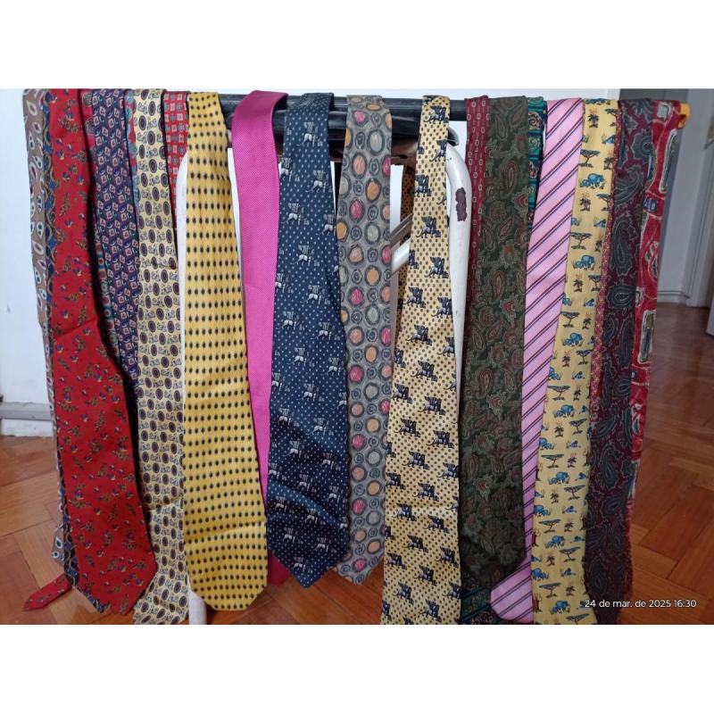 Corbatas por Lote varias de Seda Italiana