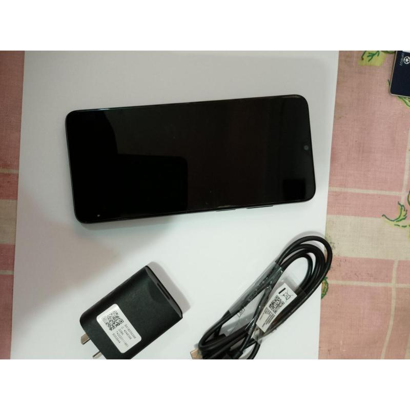 Vendo urgente celular con poco uso