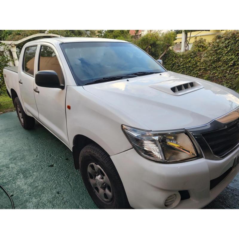 Camioneta Toyota Hilux 2012