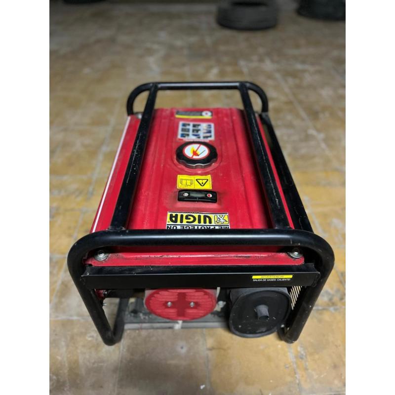 Sin Uso - Honda Eg 6500 Cx - 6