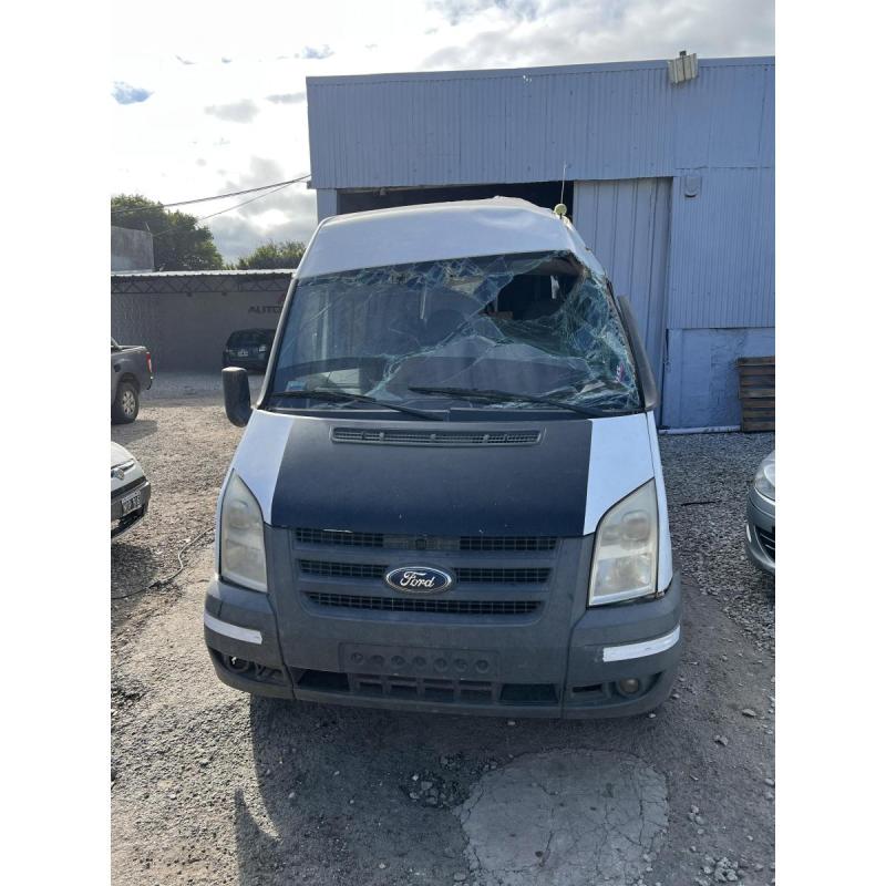 Ford Transit 2.4 Tdi Furgon Corto Modelo:2012 Color:blanco - 5