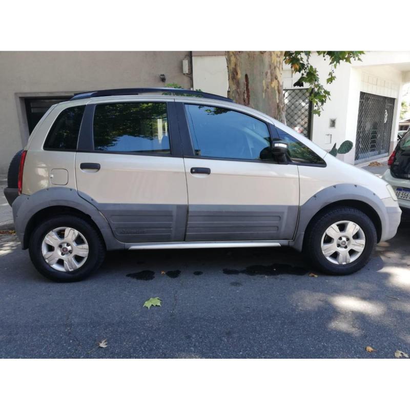 Fiat Idea Adventure 1.8 Full