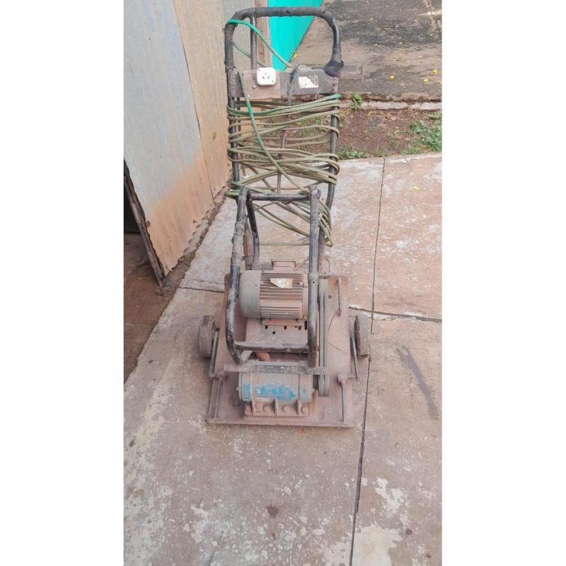 Apisonadora Placa Vibratoria Sorrento