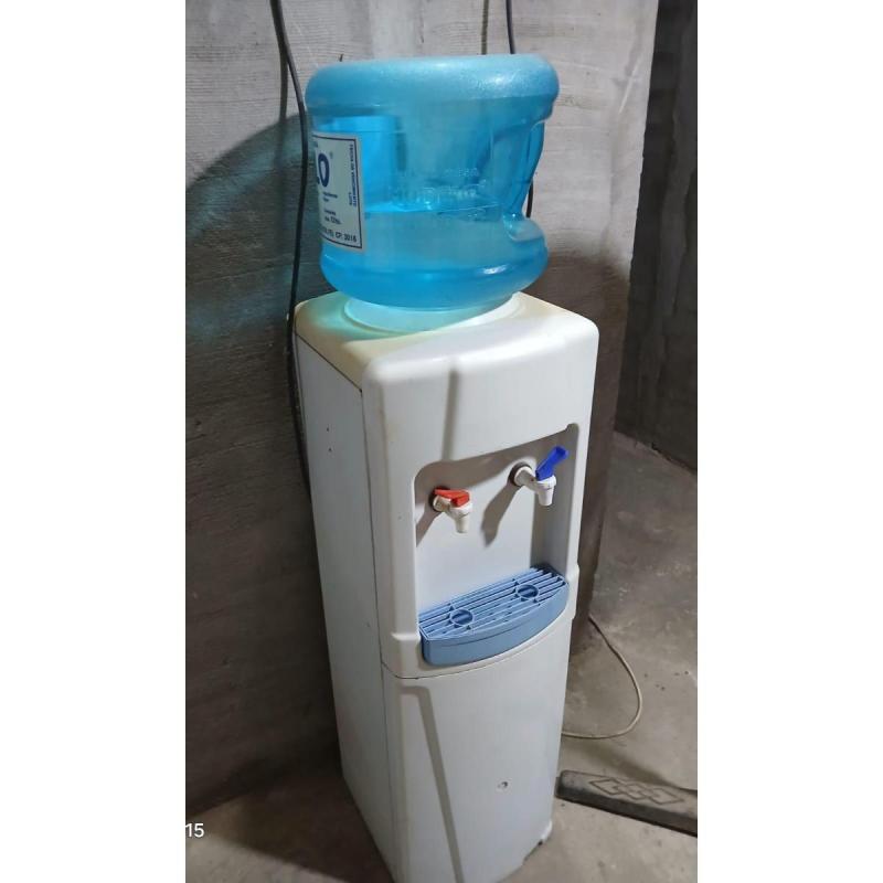 Dispenser De Agua Fria Y Caliente