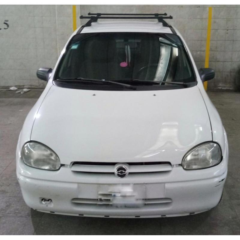 Corsa Classic 1.6 4 Puertas