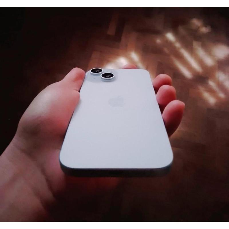 Iphone 15 - 128 GB - 90%