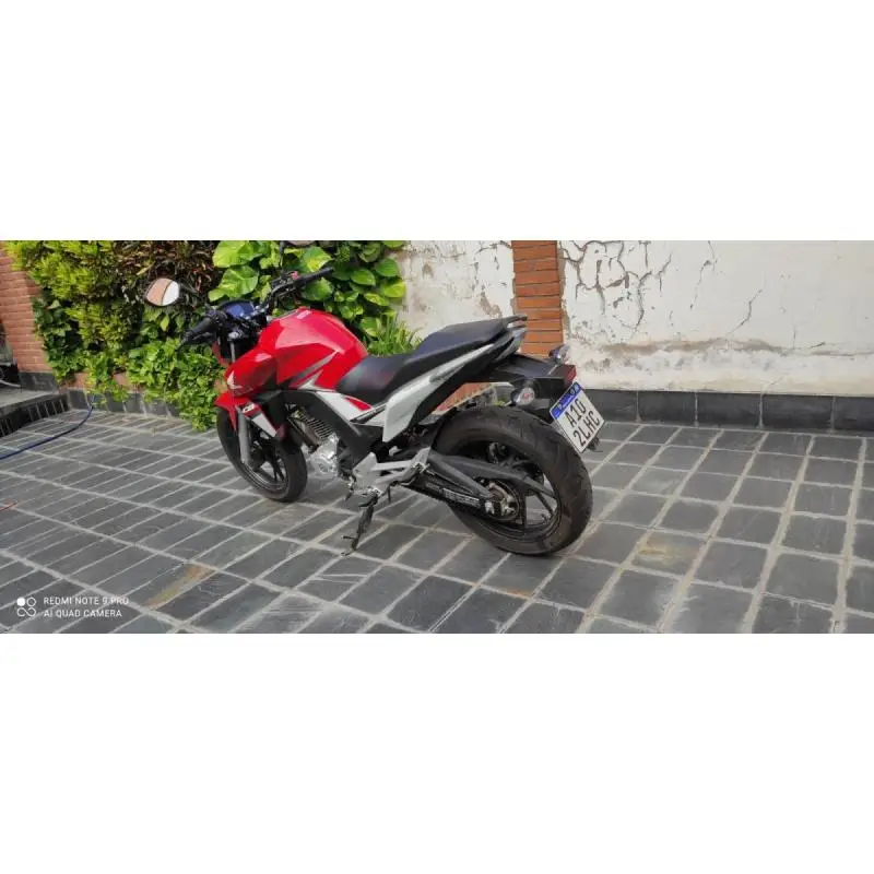 Vendo Honda Twister 2018