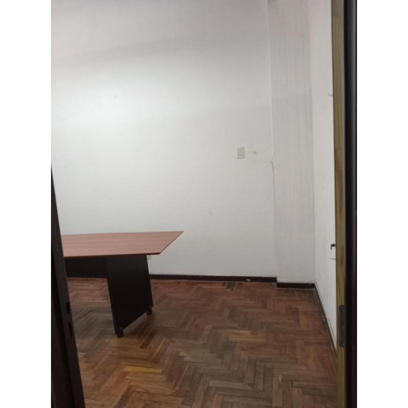Vendo Oficina muy buena ubicación 30 m2 Dueño Directo - 9