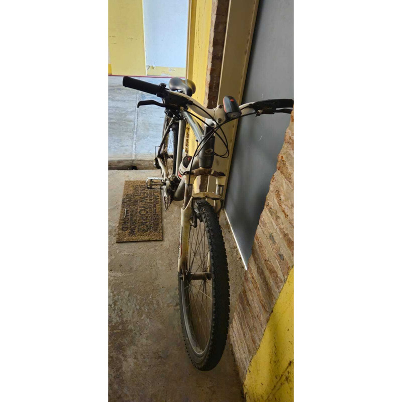 Bicicleta Olmo Rodado 26 All Terra usada excelente estado - 2