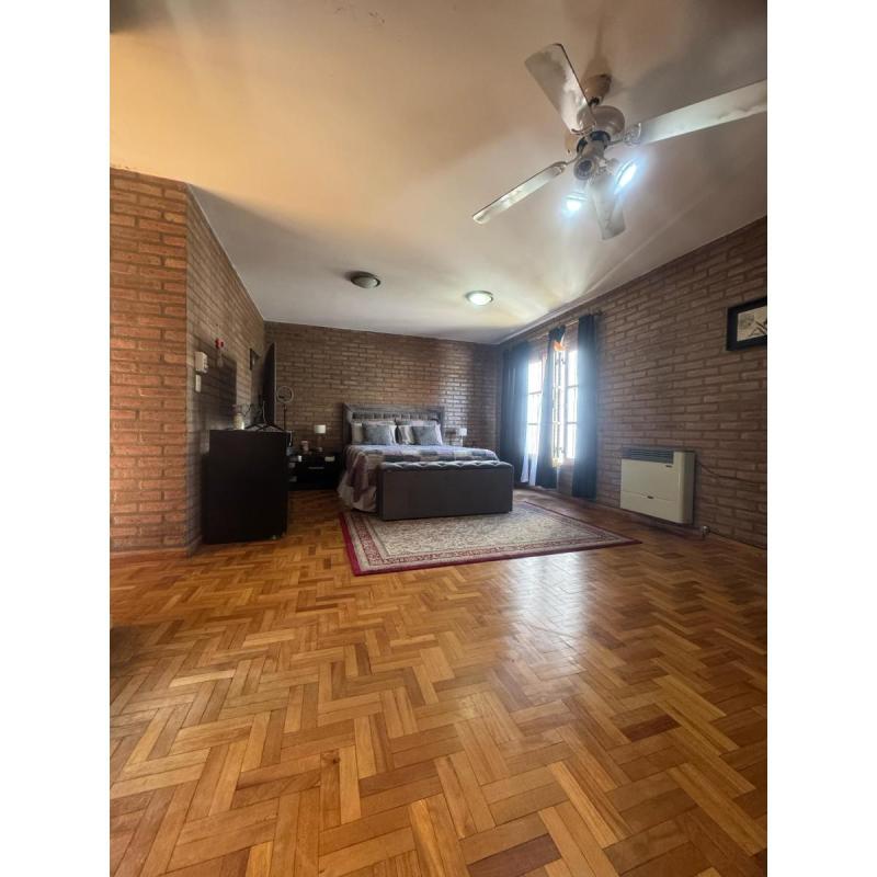 Casa de 3 Dormitorios en Alta Córdoba – Excelente Calidad - 2