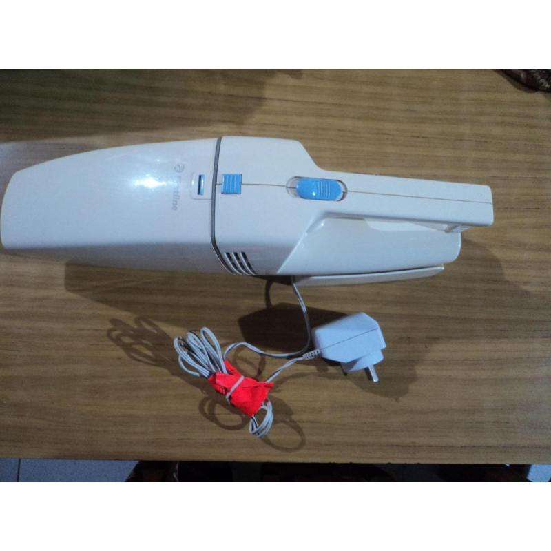 vendo aspiradora para autos usada  casi nueva