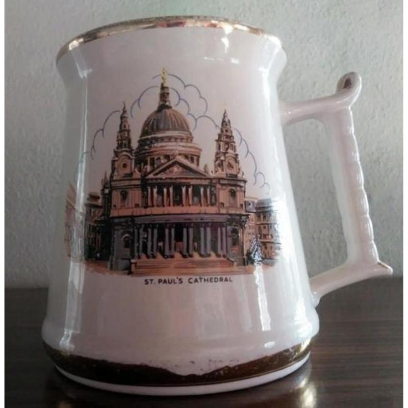 Antiguo Chopp De Porcelana    Made In England