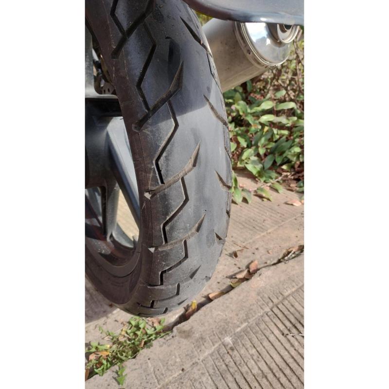 Bajaj Rouser 220 F Color Rojo Y Negro, 35000 Km, Único Dueño - 5