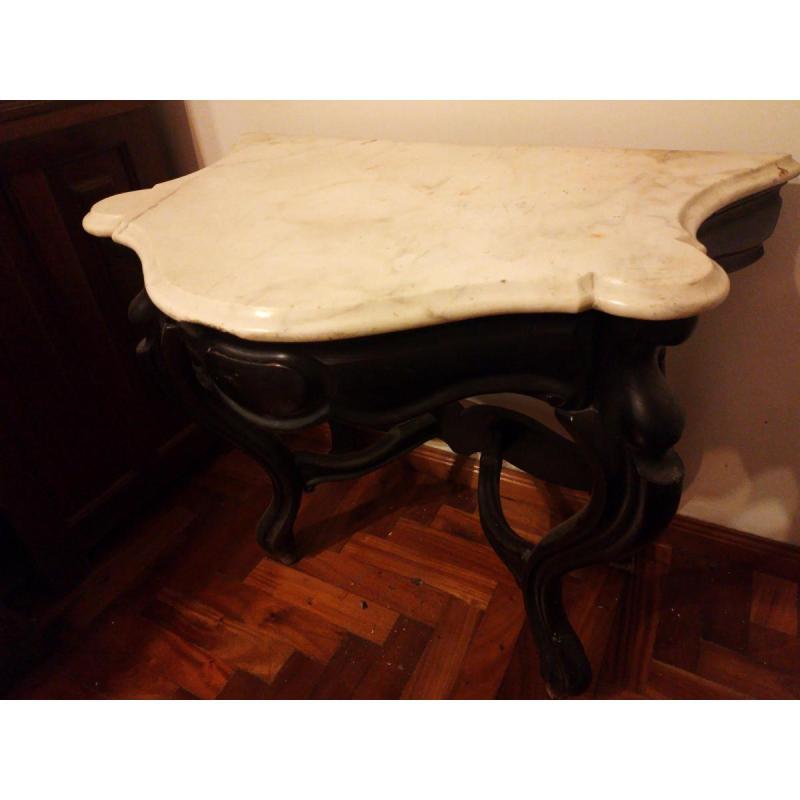 Mesa tocador de mármol