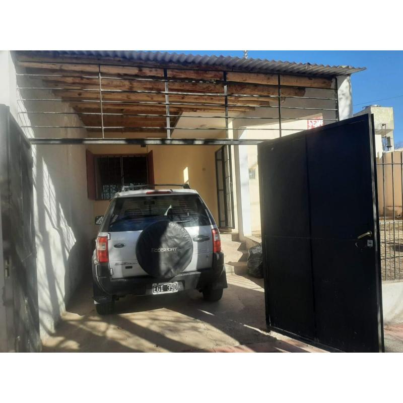 vendo casa 4 habitaciones en barrio jardin municipal menodza - 6