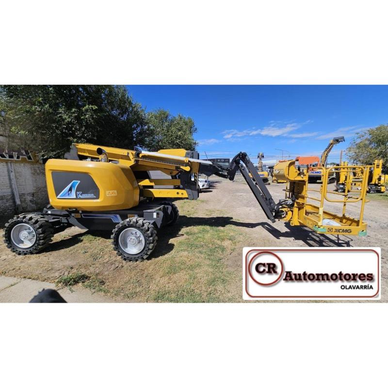 Plataforma de trabajo con elevador