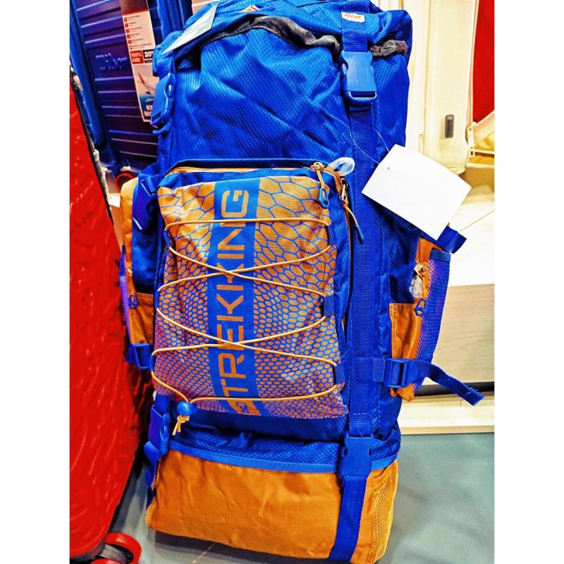 Mochilas Montgner.. y bolsos de mano grandes.