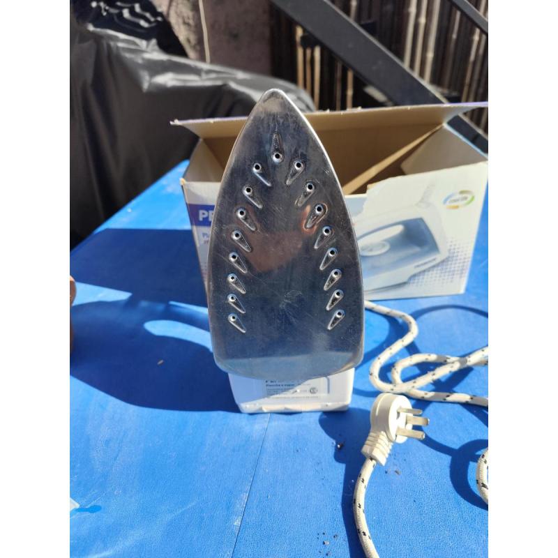 plancha usada funcionando - 2/3