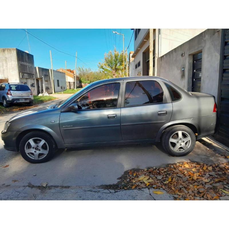 Chevrolet Corsa Classic - 3