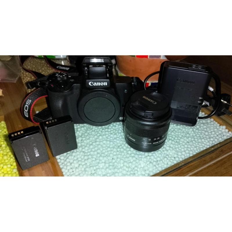 Canon EOS M50 Mark II + Lente 15-45mm + 2Baterias y cargador