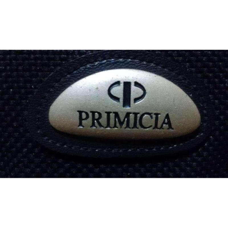 En venta: Bolso de color negro, marca PRIMICIA