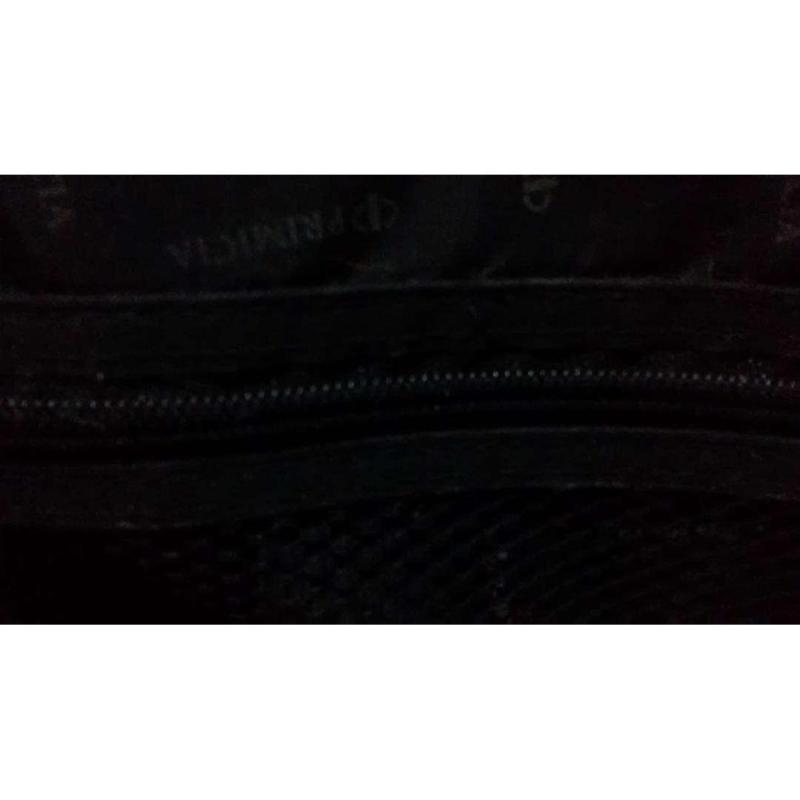 En venta: Bolso de color negro, marca PRIMICIA - 8