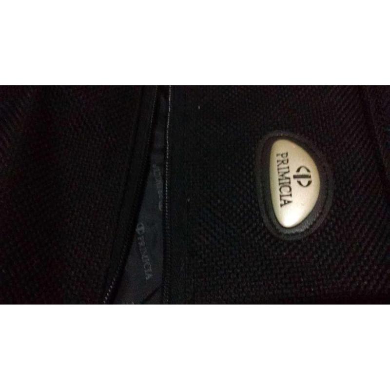 En venta: Bolso de color negro, marca PRIMICIA - 12