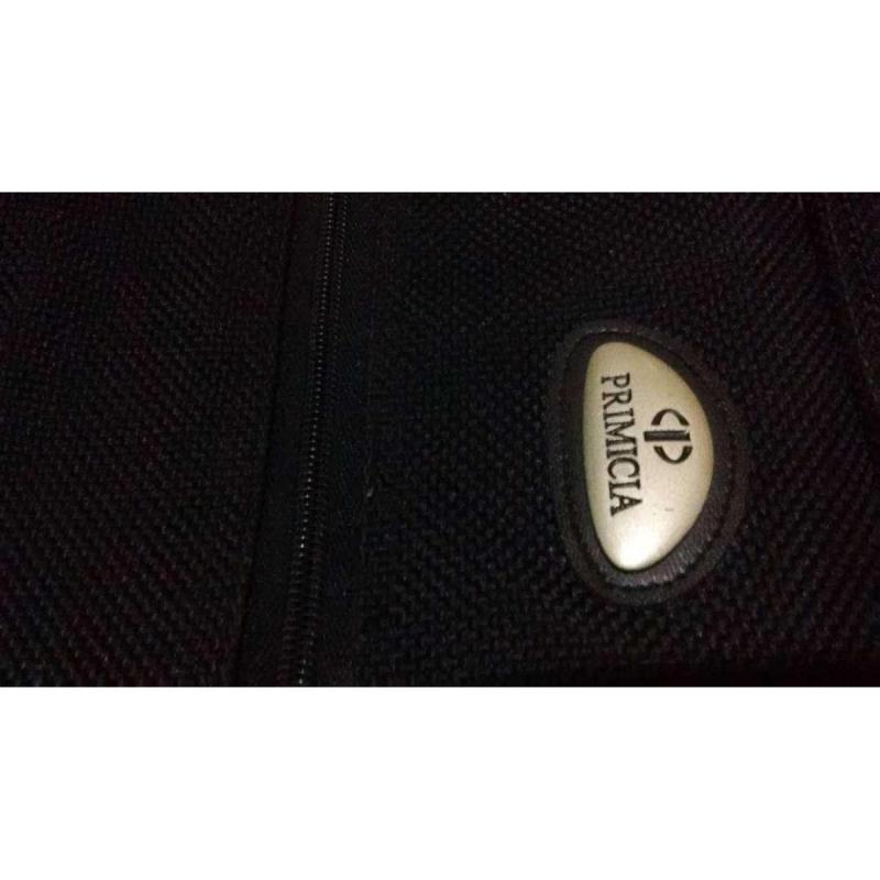 En venta: Bolso de color negro, marca PRIMICIA - 13