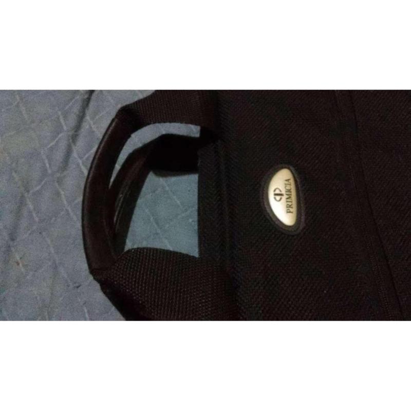 En venta: Bolso de color negro, marca PRIMICIA - 16