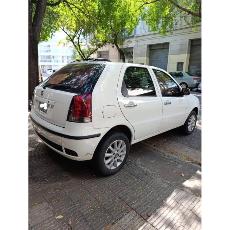 VENDO O PERMUTO Palio fire 2015 1.4 nafta 104.000 km