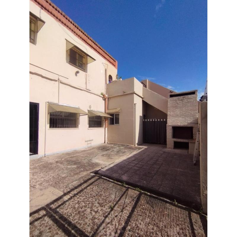 Vendo DueÑo Directo Local Con Vivienda Ph 3 Amb. - 3