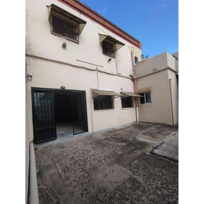 Vendo DueÑo Directo Local Con Vivienda Ph 3 Amb. - 4