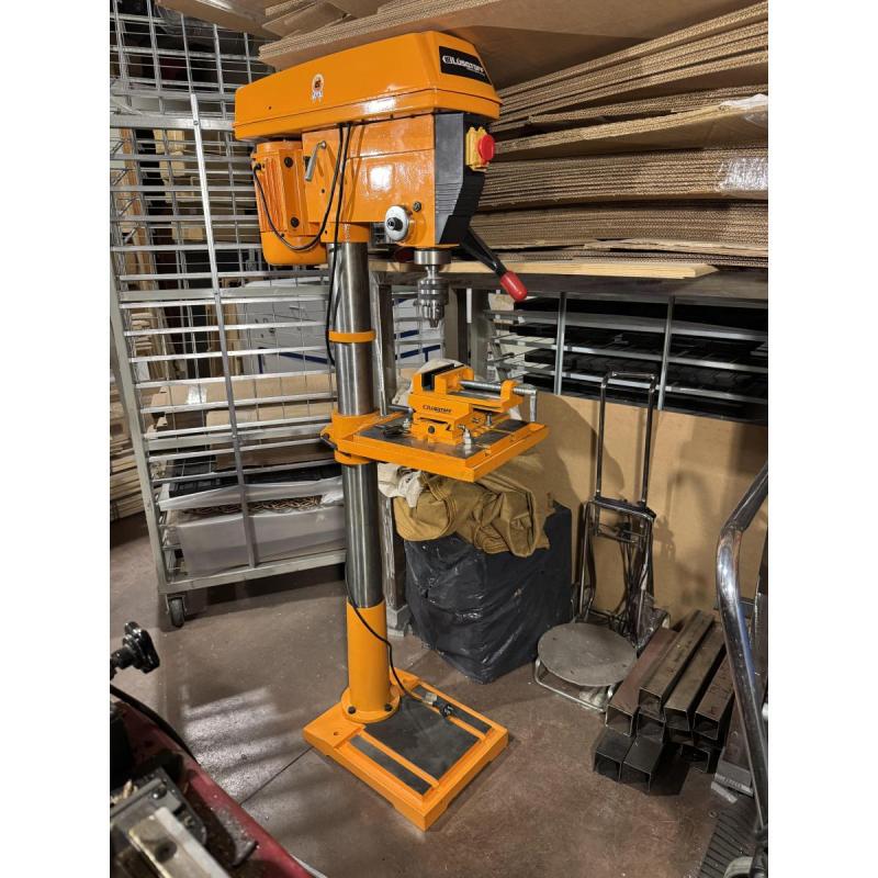 Taladro Perforadora Pie Lusqtoff 25mm 1.5hp 1550watt Tb-25 - 2