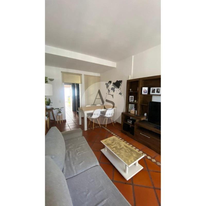 Se Vende Excelente Triplex + Cochera En Villa Bosch - 3