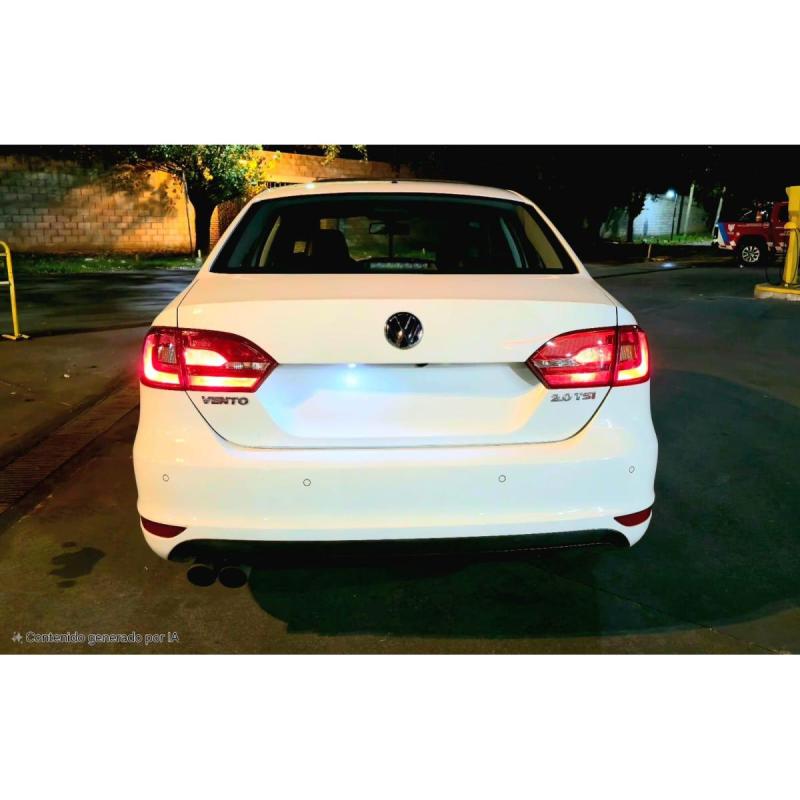 Volkswagen Vento 2.0 Sportline Tsi 200cv Bi-xenon