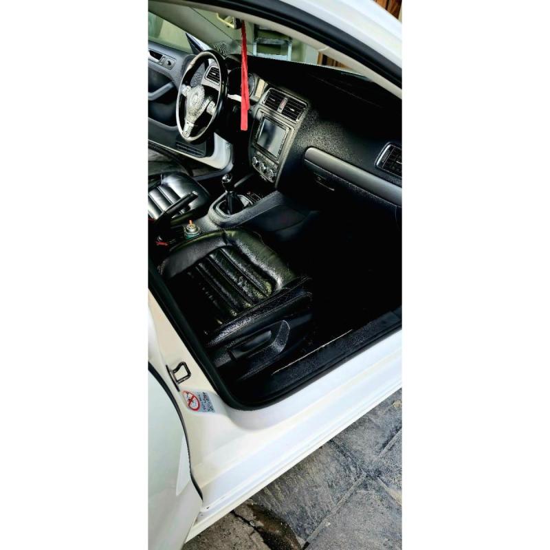 Volkswagen Vento 2.0 Sportline Tsi 200cv Bi-xenon - 4