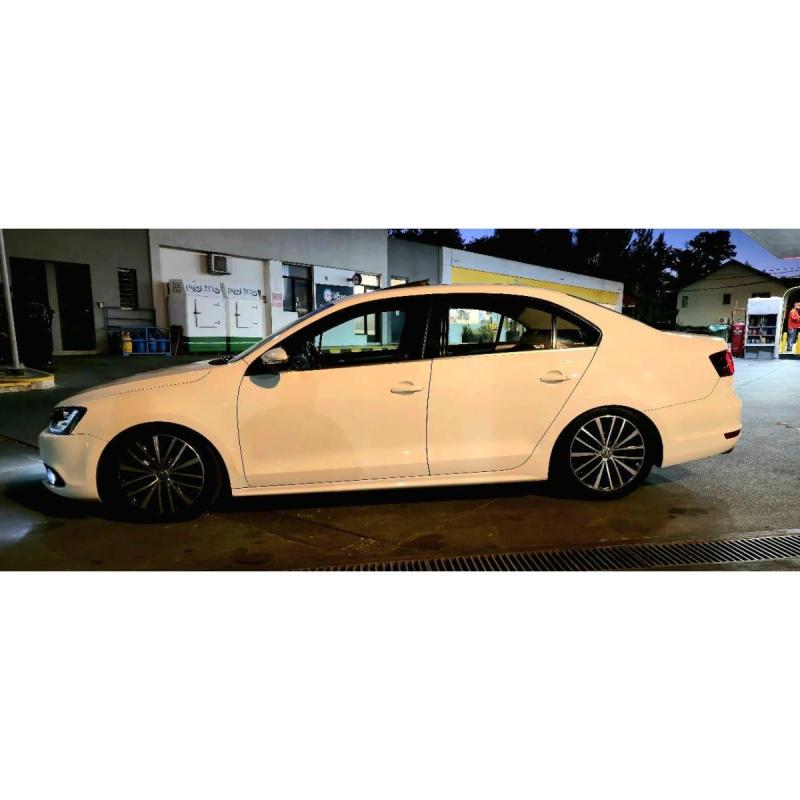 Volkswagen Vento 2.0 Sportline Tsi 200cv Bi-xenon - 11