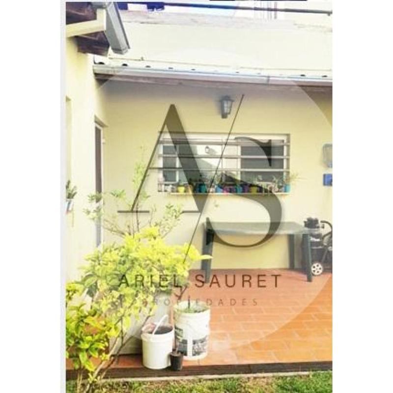 Se Vende Excelente Propiedad En Villa Bosch - 2