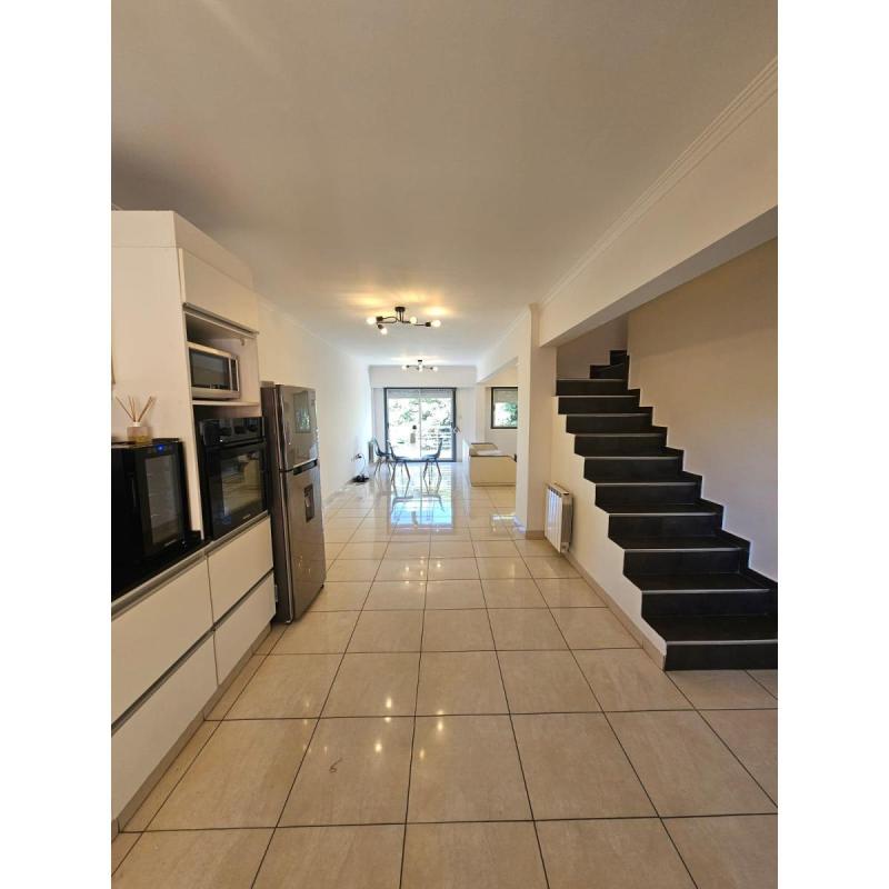 Dueño Directo Vende Excelente Dúplex En El Último Piso Con Terraza Y Parrilla 220 M² Totales - 16/20