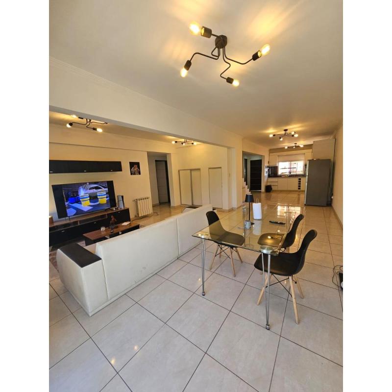 Dueño Directo Vende Excelente Dúplex En El Último Piso Con Terraza Y Parrilla 220 M² Totales - 19/20