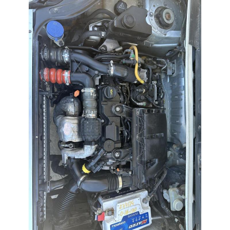 berlingo 2015 1.6 hdi. furgon business mixto. - 9