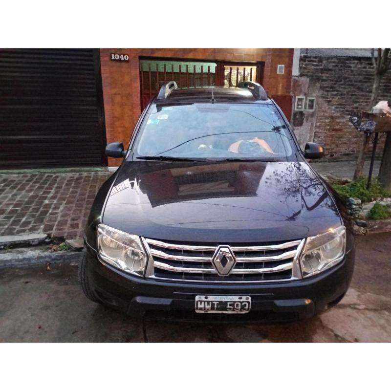 Vendo Renault duster modelo 2013 confort plus 4x2 1.6