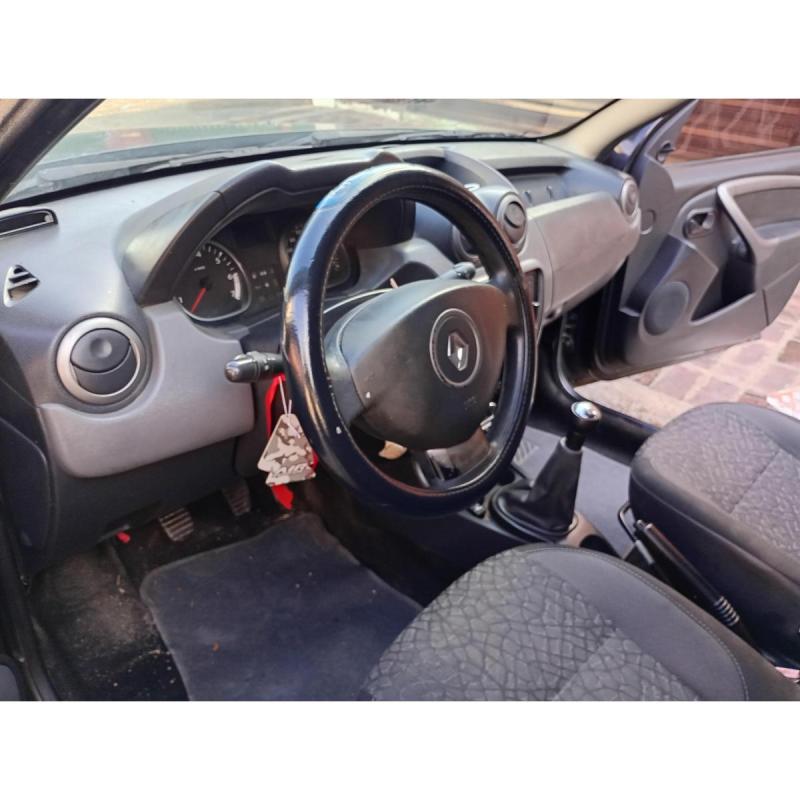 Vendo Renault duster modelo 2013 confort plus 4x2 1.6 - 6